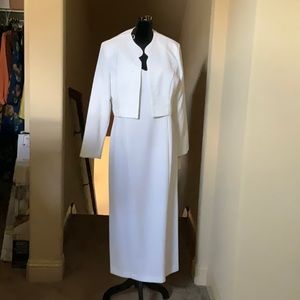 Ladies White dress suit